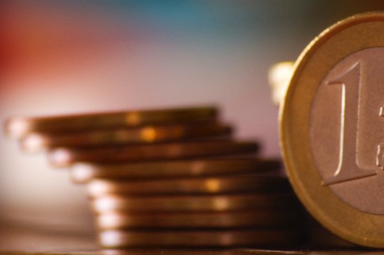 亨通光电涨超7% 公司称当前全球光纤光缆行业市场环境正常